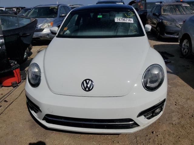 2019 Volkswagen Beetle SE