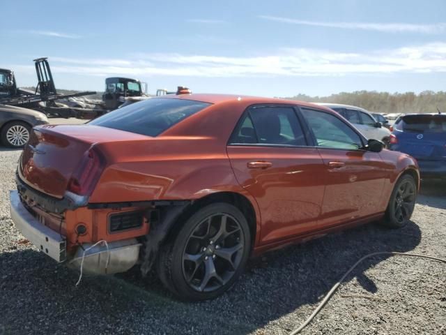 2020 Chrysler 300 Touring