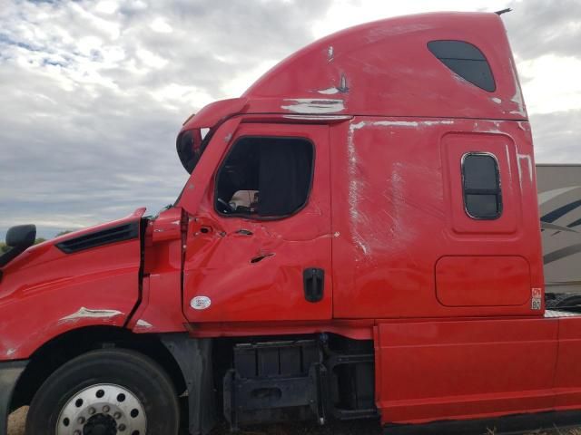 2021 Freightliner Cascadia 126