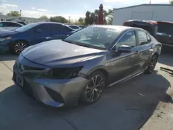 Carros salvage sin ofertas aún a la venta en subasta: 2018 Toyota Camry L