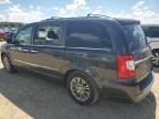 2013 Chrysler Town & Country Touring L