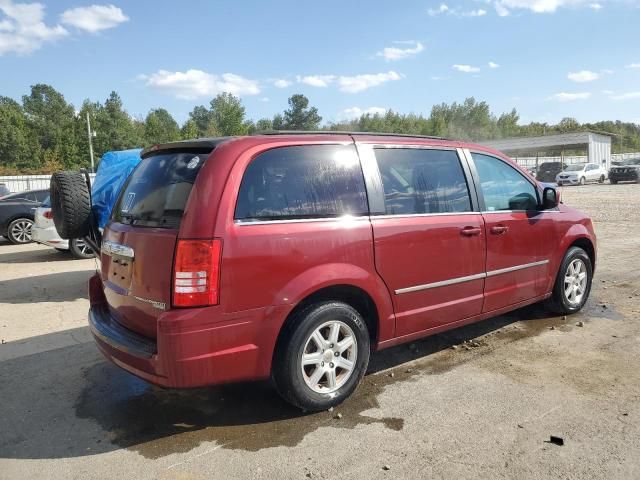 2010 Chrysler Town & Country Touring