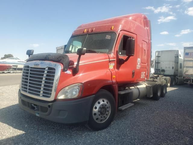 2014 Freightliner Cascadia 125