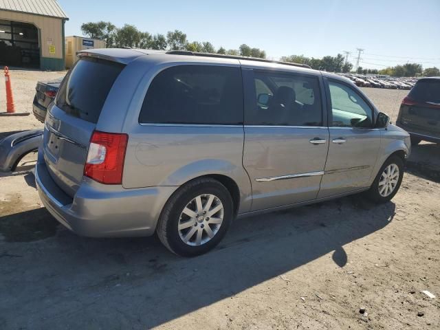 2016 Chrysler Town & Country Touring