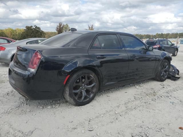 2020 Chrysler 300 Touring