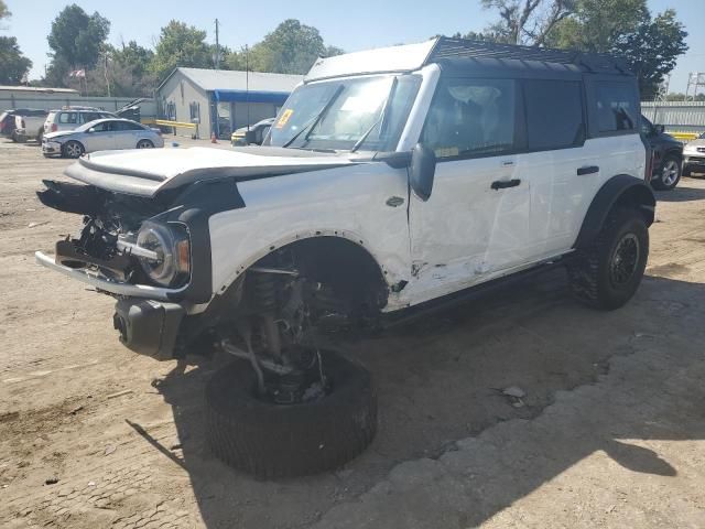 2023 Ford Bronco Base