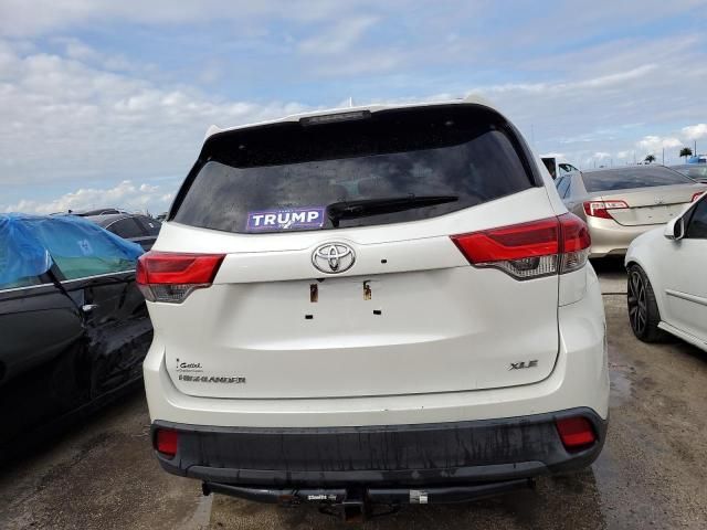 2018 Toyota Highlander SE