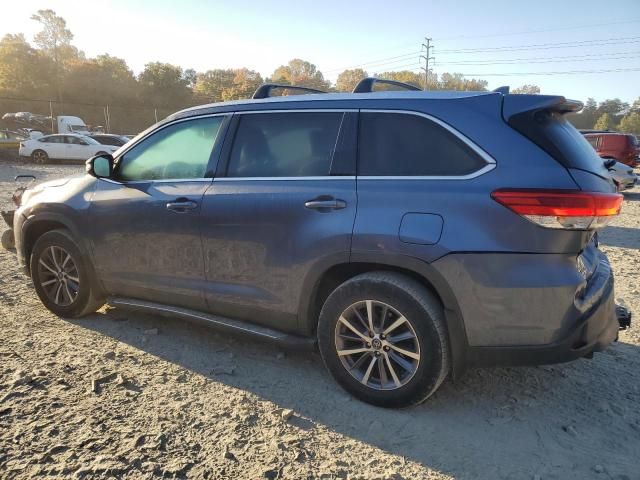 2019 Toyota Highlander SE