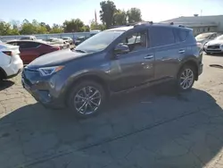 Carros híbridos a la venta en subasta: 2017 Toyota Rav4 HV Limited