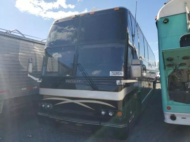 1999 Prevost Bus