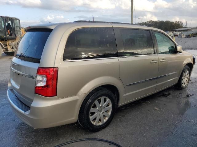 2014 Chrysler Town & Country Touring