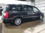 2013 Chrysler Town & Country Touring L