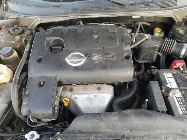 2004 Nissan Altima Base