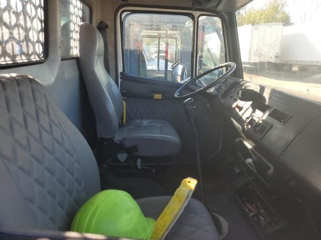 2001 Freightliner Medium Conventional FL80