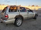 1999 Nissan Pathfinder LE