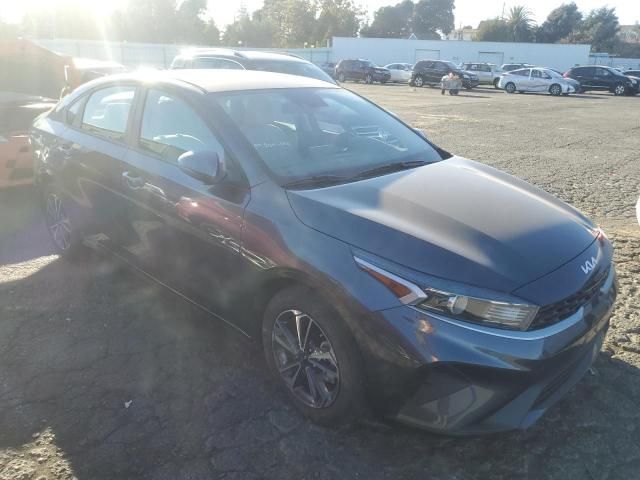 2023 KIA Forte LX