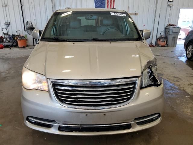 2013 Chrysler Town & Country Touring