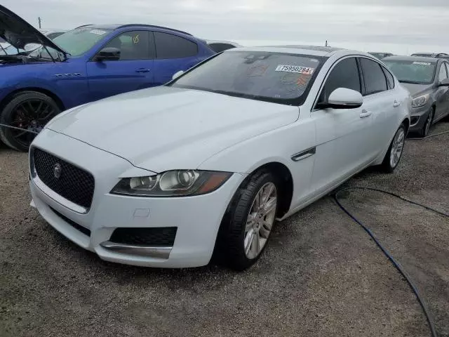 2016 Jaguar XF Premium