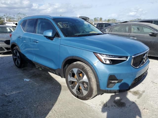 2024 Volvo XC40 Plus