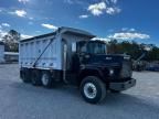 1988 Mack 600 DM600