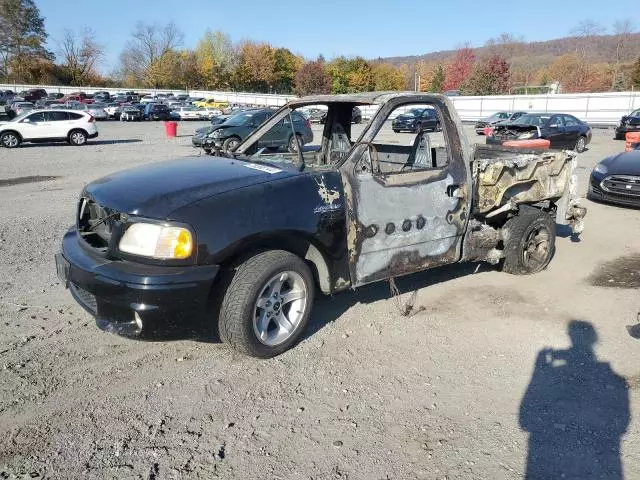 2000 Ford F150 SVT Lightning