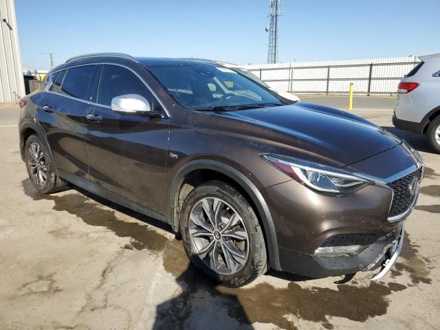 2017 Infiniti QX30 Base