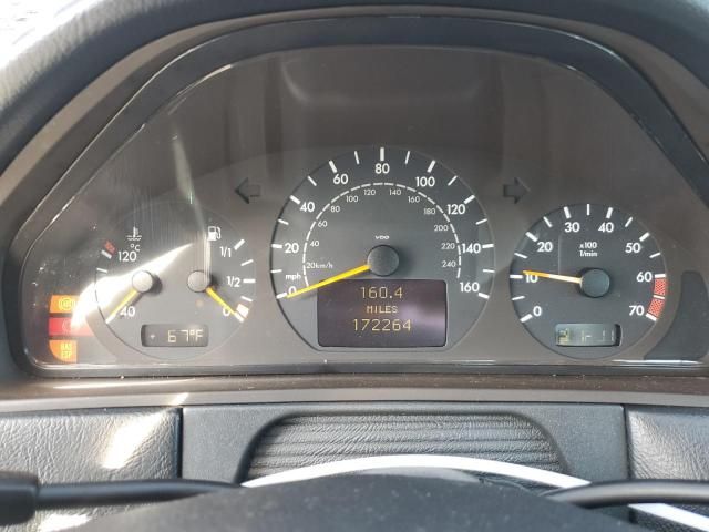 2000 Mercedes-Benz E 320 4matic