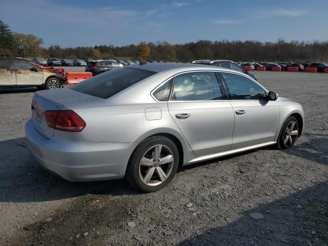 2014 Volkswagen Passat SE