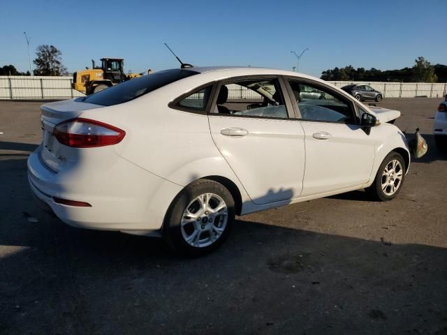 2015 Ford Fiesta SE