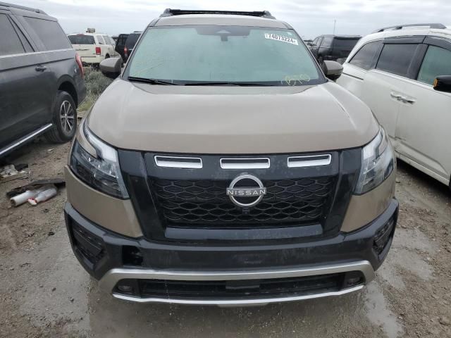 2023 Nissan Pathfinder SV