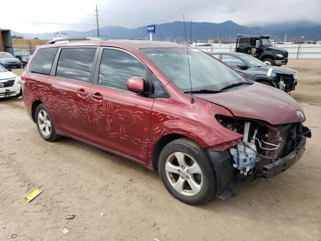 2012 Toyota Sienna LE