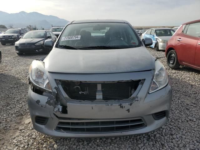 2013 Nissan Versa S