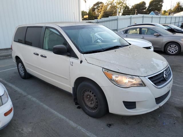 2009 Volkswagen Routan S