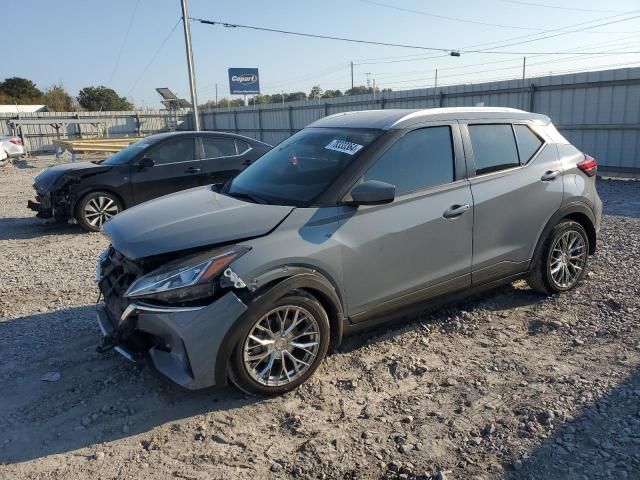 2021 Nissan Kicks SV