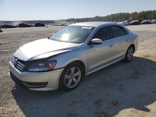 2013 Volkswagen Passat SE