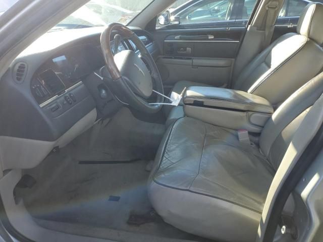 2006 Lincoln Town Car Designer