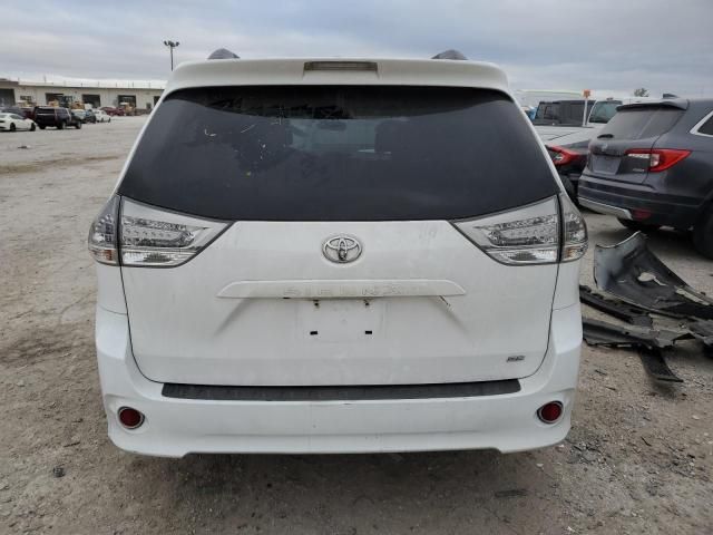 2012 Toyota Sienna Sport