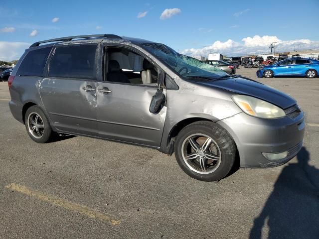 2005 Toyota Sienna XLE