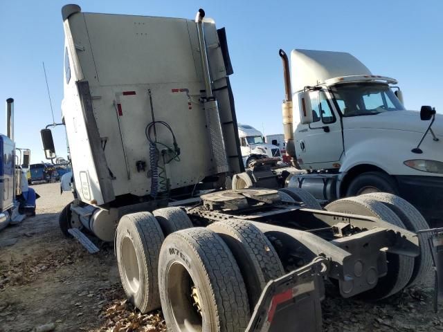 2006 Freightliner Conventional Columbia