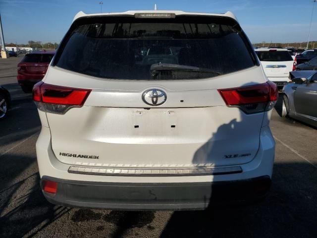 2019 Toyota Highlander SE