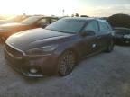 2018 KIA Cadenza Premium