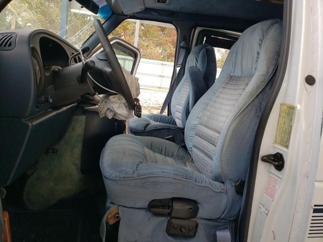 1997 Ford Econoline E150 Van