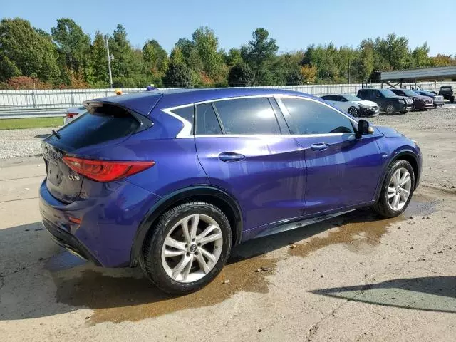 2017 Infiniti QX30 Base