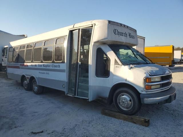 2001 Chevrolet Express Cutaway G3500