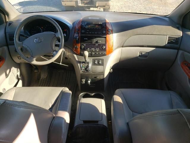 2007 Toyota Sienna XLE