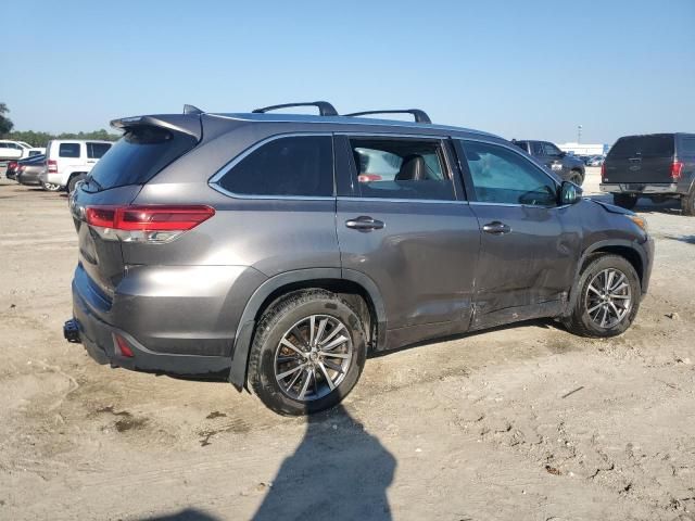 2018 Toyota Highlander SE