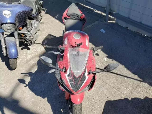 2023 Honda CBR500 RA