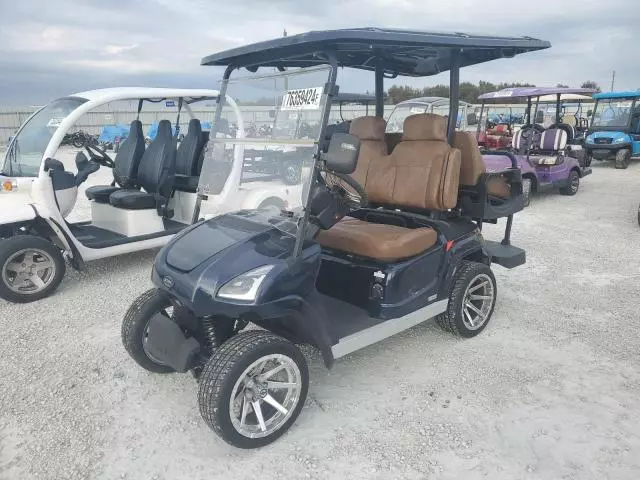 2023 Starcraft Golf Cart