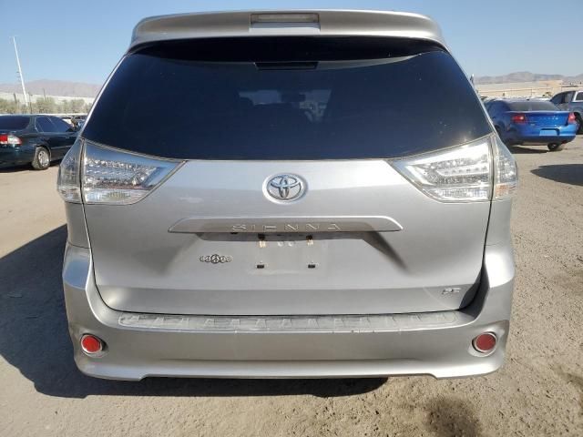 2012 Toyota Sienna Sport