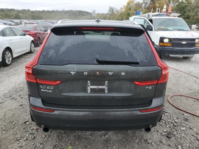 2021 Volvo XC60 T5 Momentum